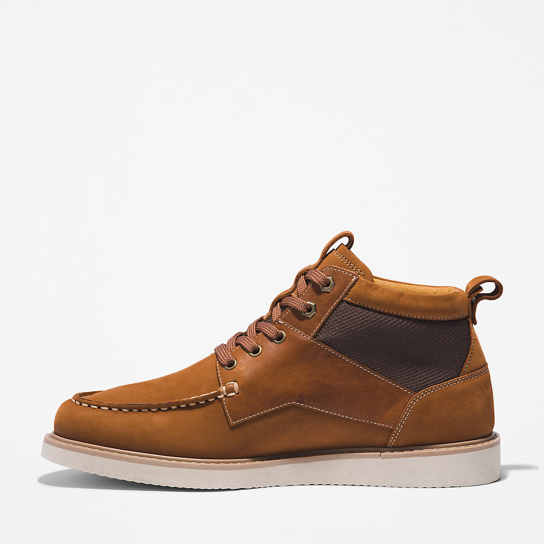 Timberland Mens Newmarket II Chukka Boot with Men in Light Brown